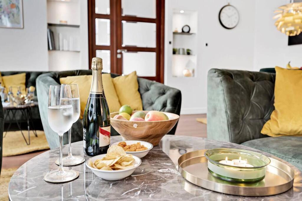 The Modern Breakaway In Apartment *